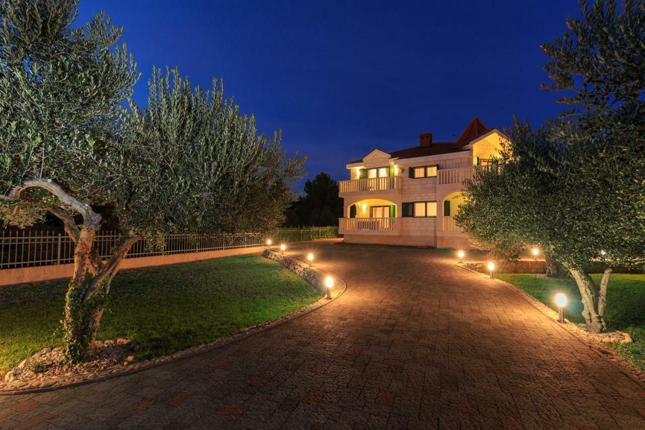 Villa Dream Srima Esterno foto