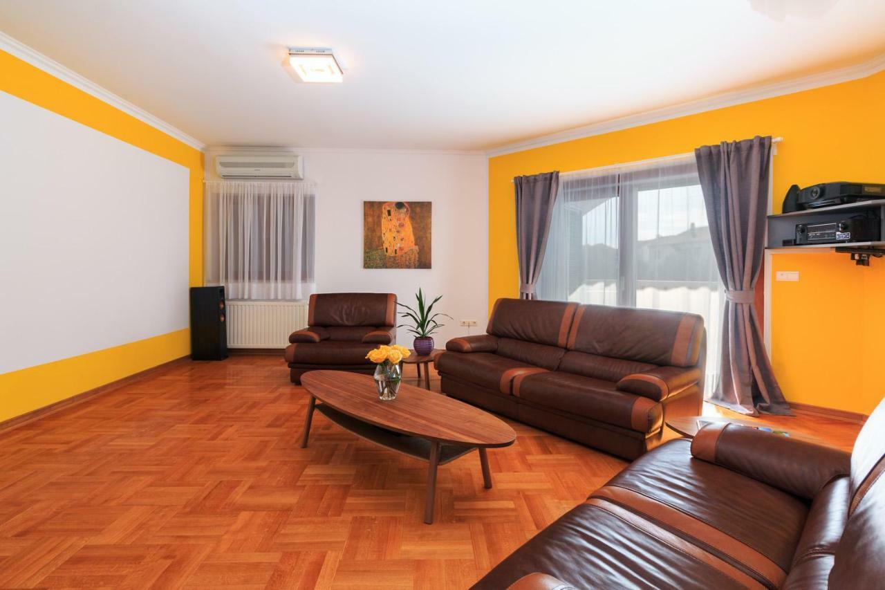 Villa Dream Srima Esterno foto